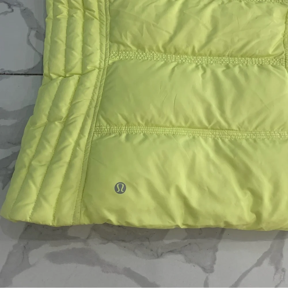 LULULEMON Peace Of Mind Vest Women Sz 6 Bright Yellow Fill Goose Down reversible